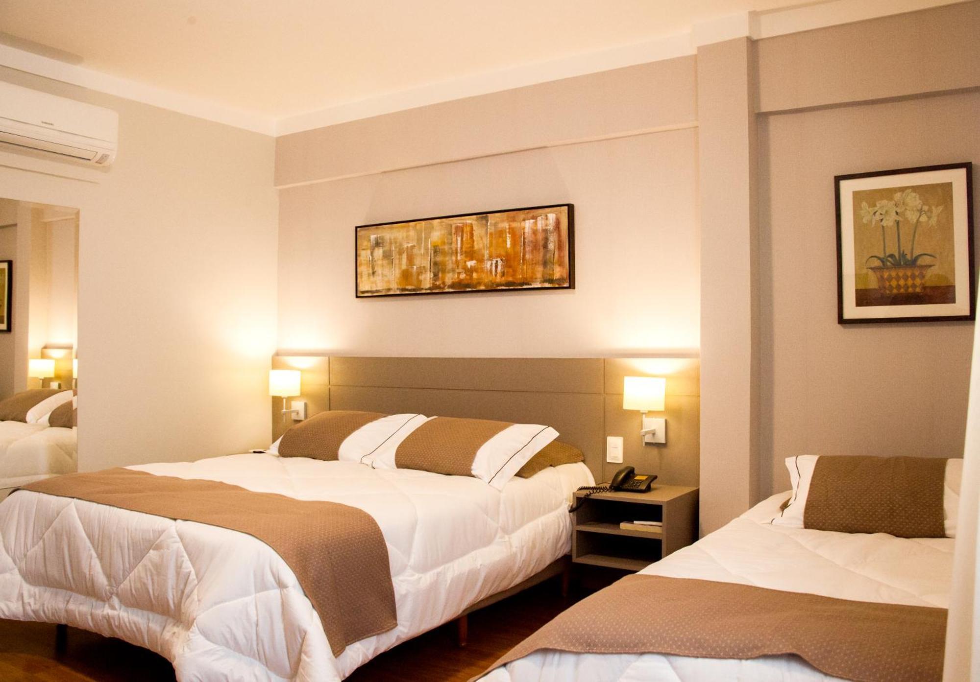 Biazi Plaza Hotel باورو المظهر الخارجي الصورة